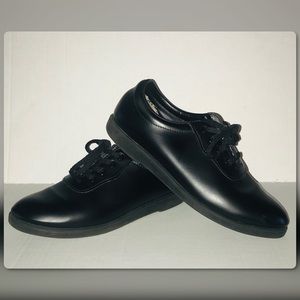 Dinkles marching shoes black Size 7.5